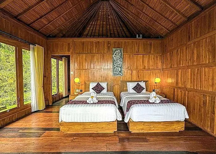 Hotel Munduk Menir 3*